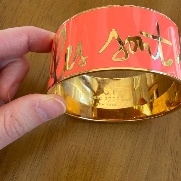 Kate Spade ♠️ Bangle “Toutes Les filles sont folles” - Picture 4 of 6